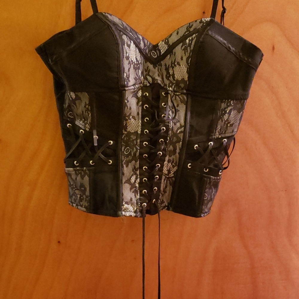 womenswear